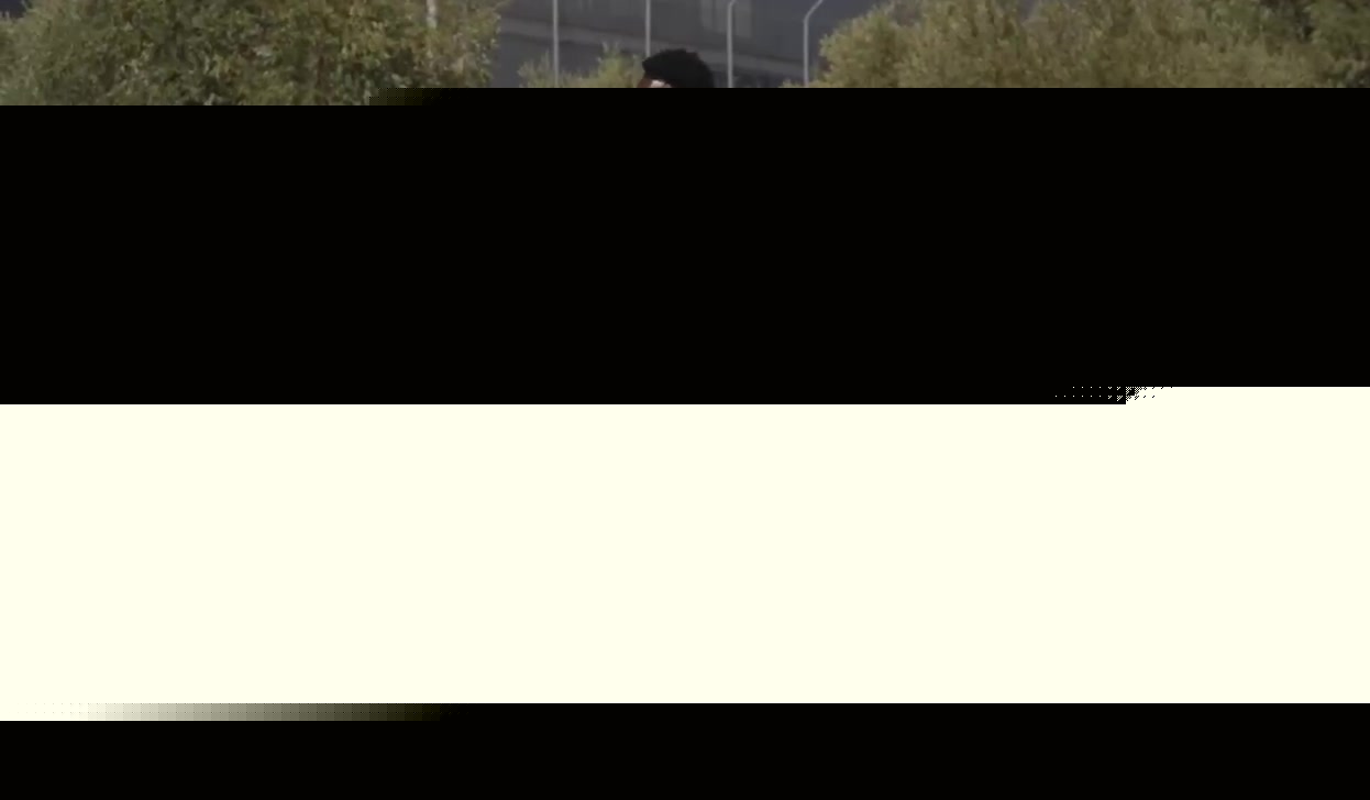 太会玩了皇马球员开着宝马踢足球这脚世界波你给几分 太会玩了皇马球员开着宝马踢足球这脚世界波你给几分